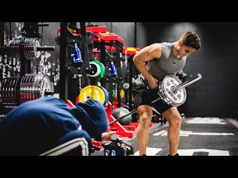 T-Bar-Rudern - Anleitung, Infos & Alternativen » Training.fit