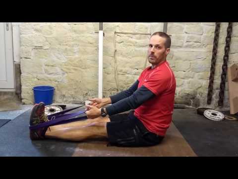 How to do Resistance Band Rows